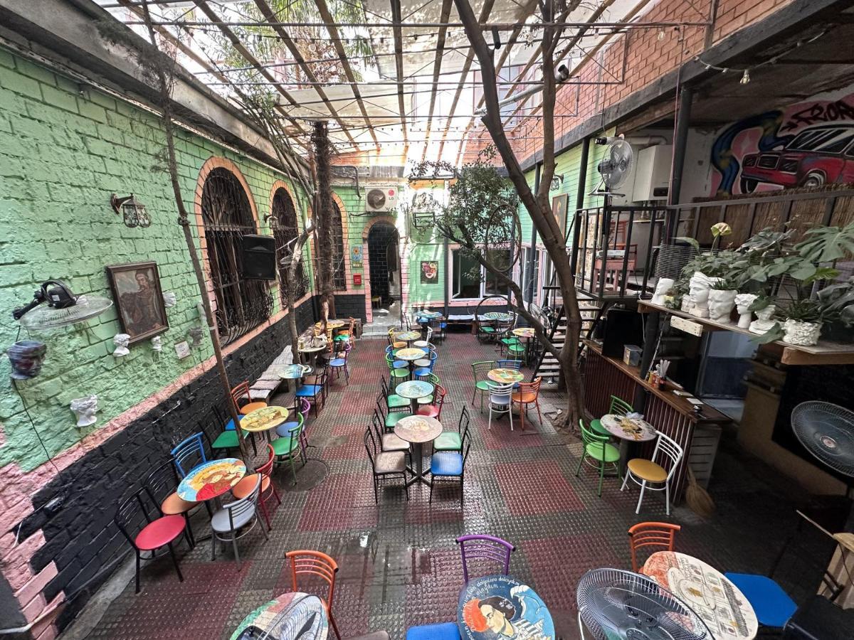 Flora Music & Art Hostel Baku Eksteriør bilde